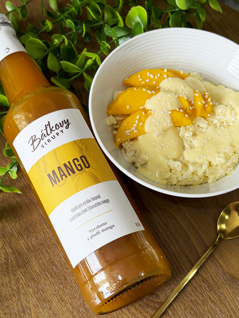 Mango Sticky Rice s mangovým sirupem